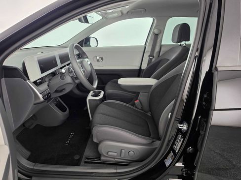 Used 2024 Hyundai Ioniq 5 SEL RWD image 20