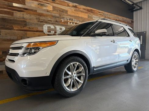 Used 2013 Ford Explorer Limited AWD/4WD image 2
