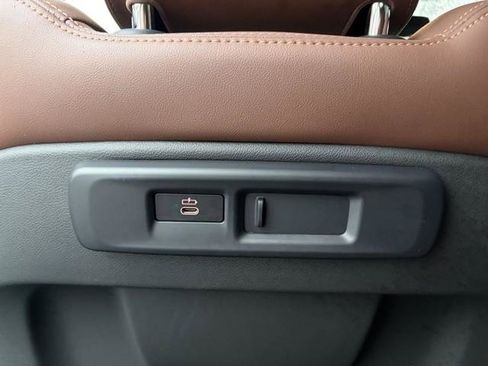 Used 2023 BMW X5 xDrive40i w/ Premium Package AWD/4WD image 24