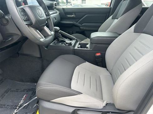 Certified 2024 Toyota Tacoma TRD Off-Road image 11