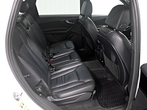 Used 2019 Audi Q7 3.0T Premium Plus AWD/4WD image 33