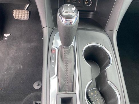 Used 2020 Chevrolet Equinox LT image 8