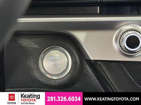 Used 2025 Kia Telluride S FWD image 30