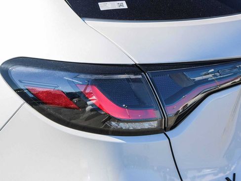 Used 2027 Honda HR-V Sport image 7