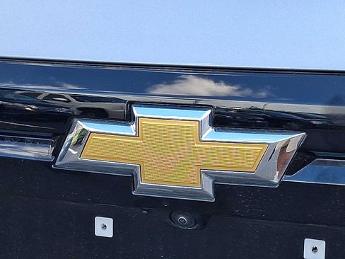 Used 2025 Chevrolet Traverse LT w/ LPO, Floor Liner Package AWD/4WD image 28