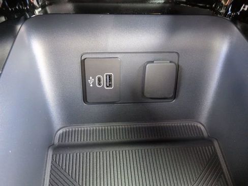 New 2026 Ford Explorer Platinum RWD image 25