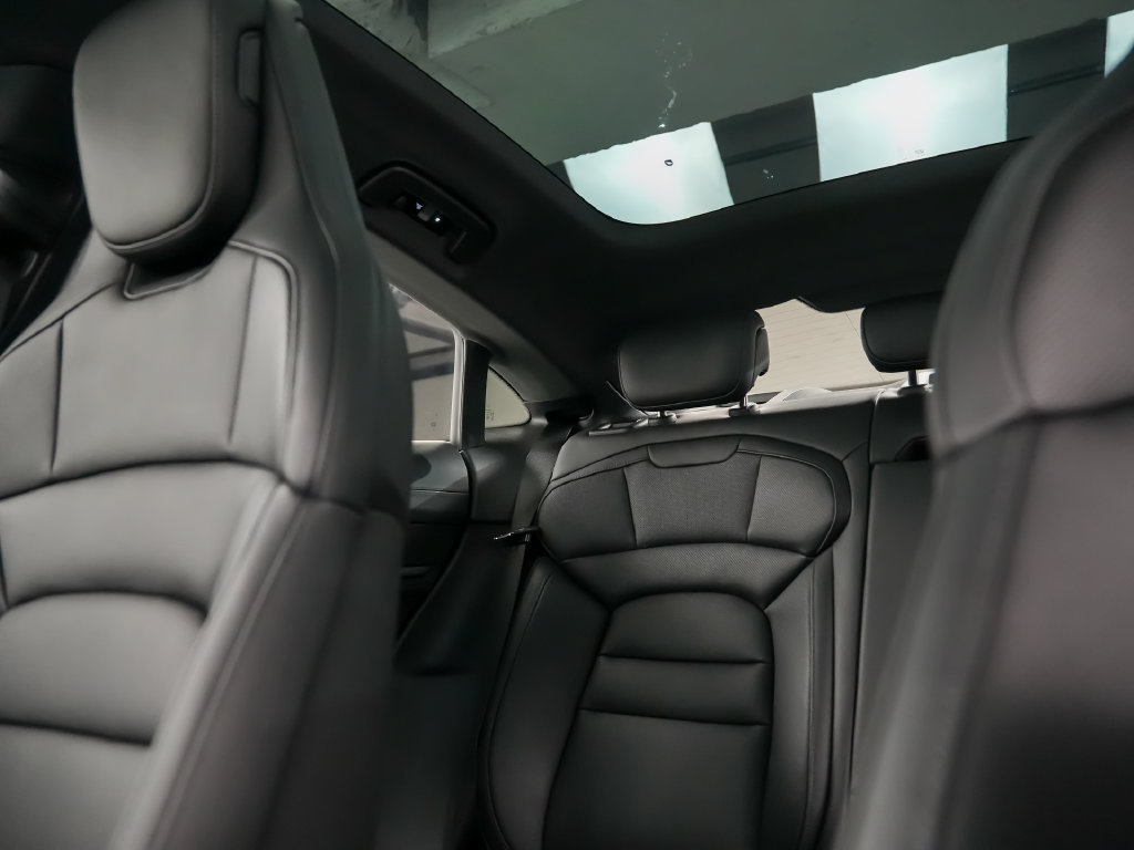 Certified 2026 Porsche Taycan RWD image 37