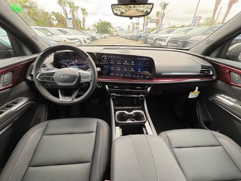 New 2026 Chevrolet Traverse Z71 w/ Enhanced Driving Package AWD/4WD image 19