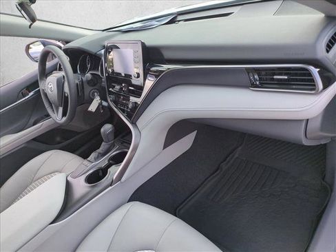Certified 2024 Toyota Camry SE FWD image 20