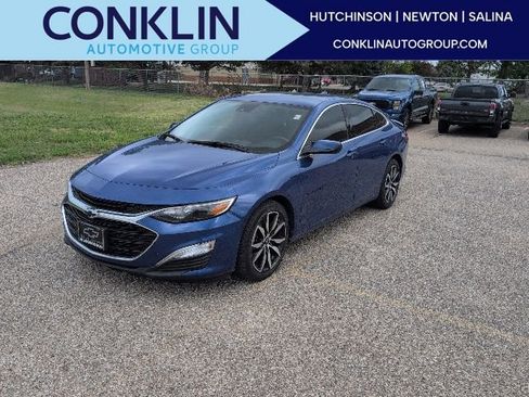 Used 2023 Chevrolet Malibu RS FWD image 1