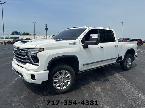 Used 2024 Chevrolet Silverado 3500 High Country w/ High Country Premium Package AWD/4WD image 1