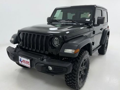 Used 2023 Jeep Wrangler Sport AWD/4WD image 4