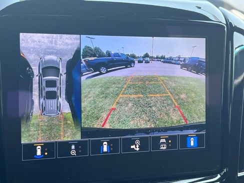 Used 2024 Chevrolet Traverse Premier w/ Redline Edition image 29