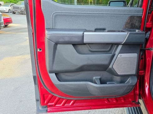 Used 2021 Ford F150 Lariat w/ Equipment Group 502A High image 28