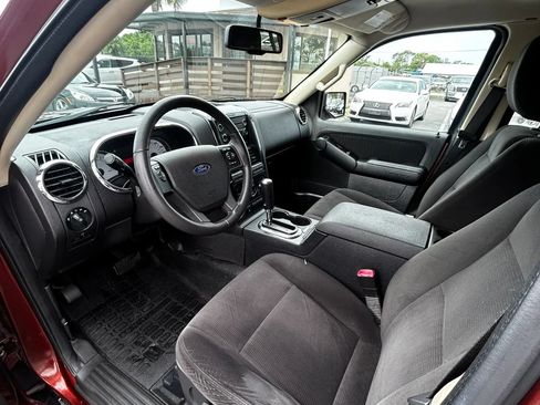 Used 2010 Ford Explorer Sport Trac XLT RWD image 24