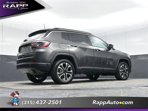 Used 2022 Jeep Compass Limited image 19