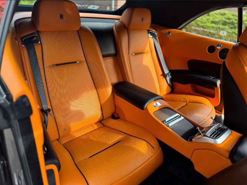 Used 2016 Rolls-Royce Dawn RWD image 12