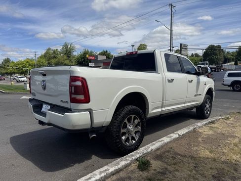 Used 2022 RAM 2500 Limited AWD/4WD image 3