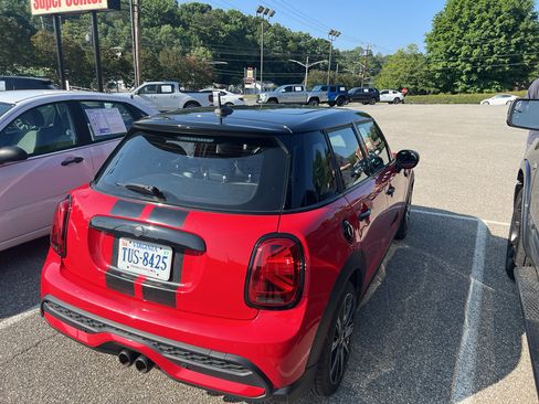 Used 2023 MINI Cooper S FWD image 4