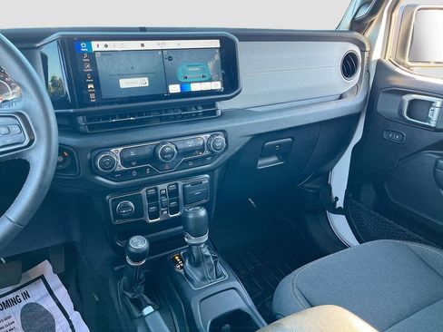 Certified 2024 Jeep Wrangler Sport S AWD/4WD image 21