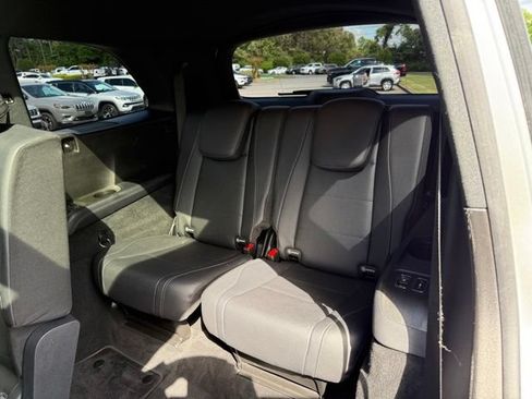 Used 2021 Mercedes-Benz GLS 450 4MATIC image 30