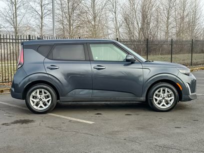 Used 2024 Kia Soul LX w/ Option Group 015