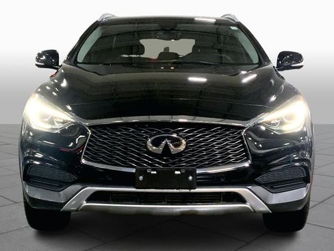 Used 2019 INFINITI QX30 LUXE w/ Navigation Package image 3