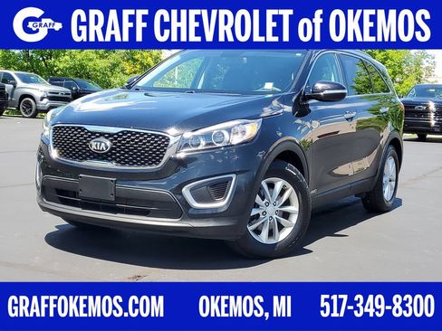 Used 2016 Kia Sorento AWD image 1