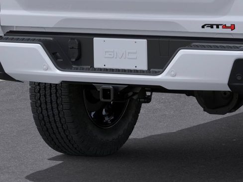New 2025 GMC Canyon AT4 w/ Nightfall Edition AWD/4WD image 14