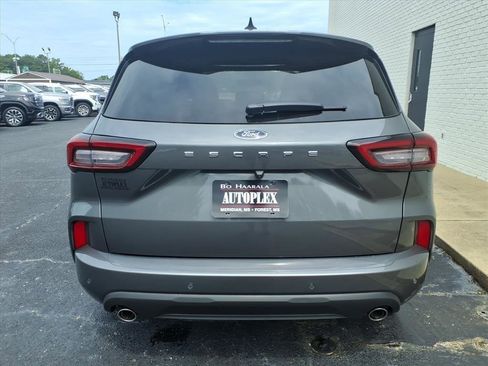 Used 2024 Ford Escape ST-Line w/ Tech Pack #1 image 4