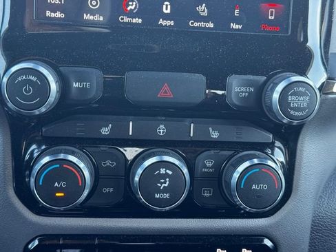 Used 2019 RAM 1500 Sport w/ Level 2 Equipment Group AWD/4WD image 35