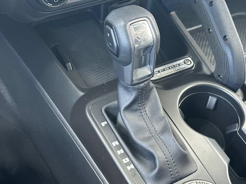 New 2026 Ford Bronco Badlands AWD/4WD image 21
