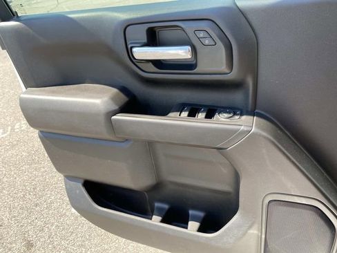 Used 2021 Chevrolet Silverado 1500 Custom AWD/4WD image 16