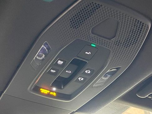 Used 2025 Porsche Macan 4 Electric image 47