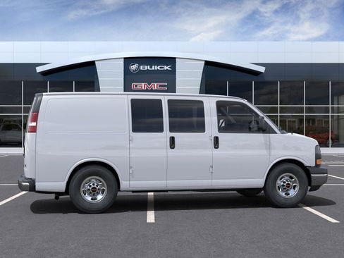 New 2024 GMC Savana 2500 w/ Driver Convenience Package image 29