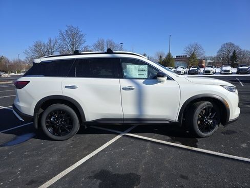 Certified 2025 INFINITI QX60 Luxe w/ Black Edition image 20