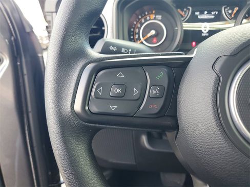 New 2025 Jeep Gladiator Sport image 11