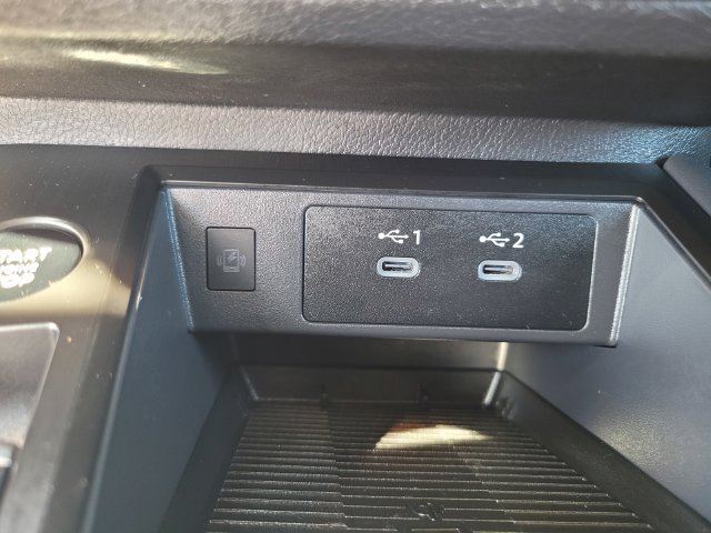 Certified 2026 Nissan Kicks SV w/ SV Premium Package FWD image 26