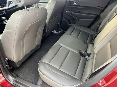 Used 2024 Chevrolet Trax ACTIV w/ Driver Confidence Package FWD image 11