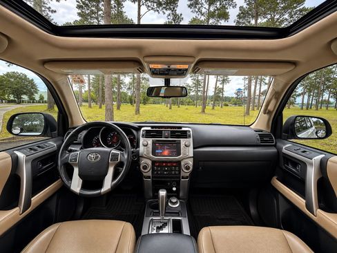 Used 2012 Toyota 4Runner Limited AWD/4WD image 2