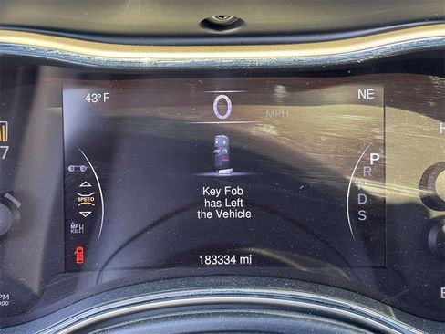 Used 2015 Jeep Grand Cherokee Overland w/ Advanced Technology Group image 13