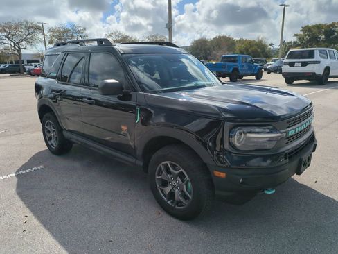 Used 2022 Ford Bronco Sport Badlands image 2