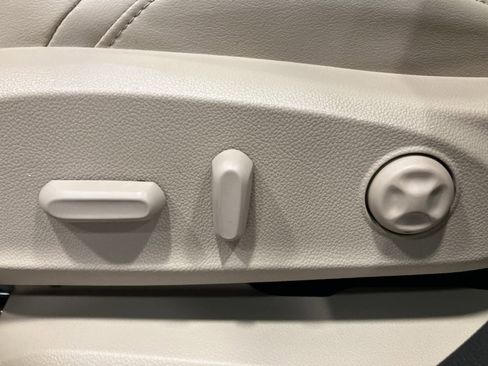 Used 2019 Buick Envision Preferred image 11