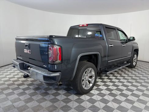 Used 2018 GMC Sierra 1500 SLT w/ SLT Premium Package AWD/4WD image 7