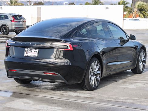 Used 2025 Tesla Model 3 Long Range image 9