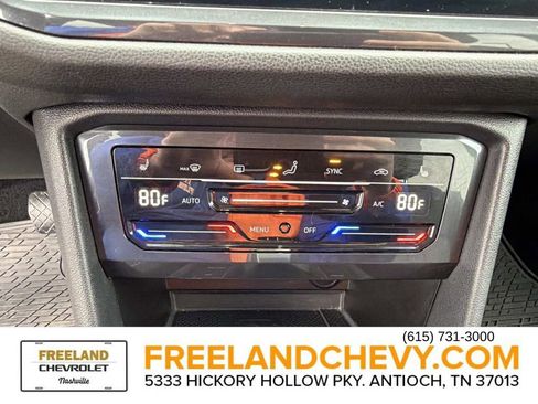 Used 2022 Volkswagen Tiguan SE image 36