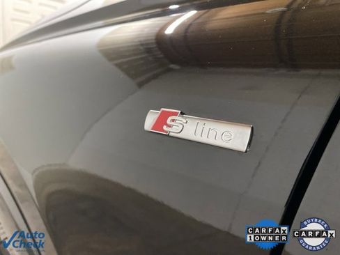 Used 2024 Audi Q4 e-tron Premium Plus image 97