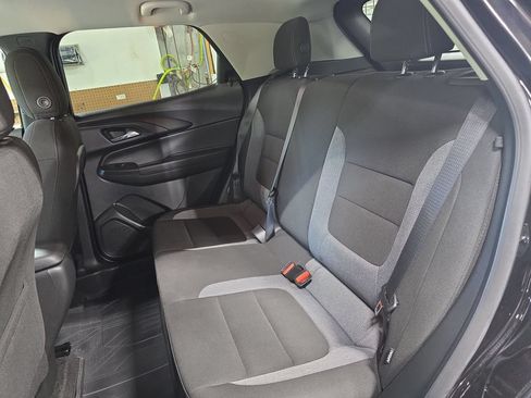 Used 2023 Chevrolet TrailBlazer LT FWD image 13