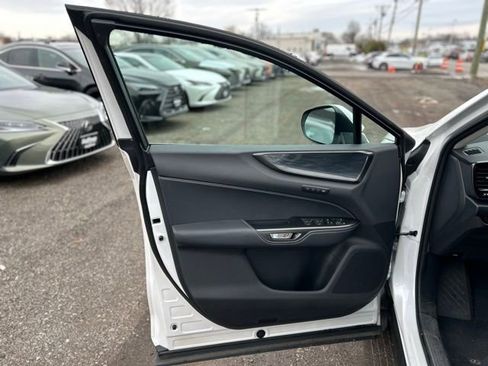 Used 2023 Lexus NX 250 FWD image 11