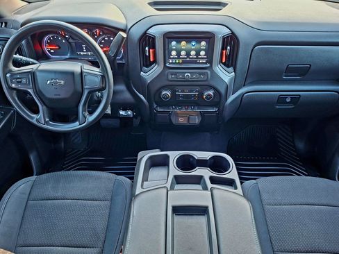 Used 2019 Chevrolet Silverado 1500 Custom Trail Boss w/ Custom Convenience Package AWD/4WD image 9